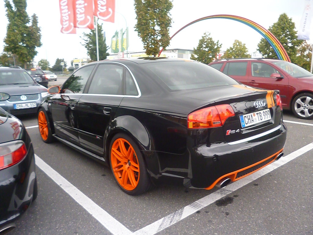 203175AUDIRS4737.jpg