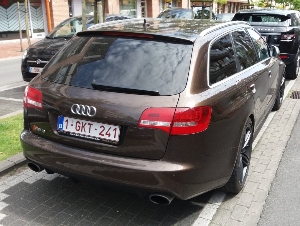 203552RS62225.jpg