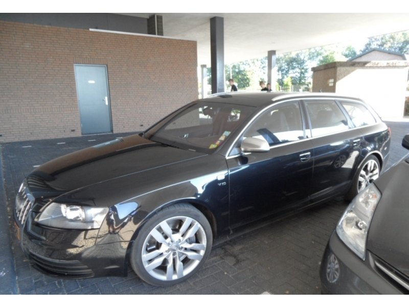 20419375S6ESQUIROU.jpg