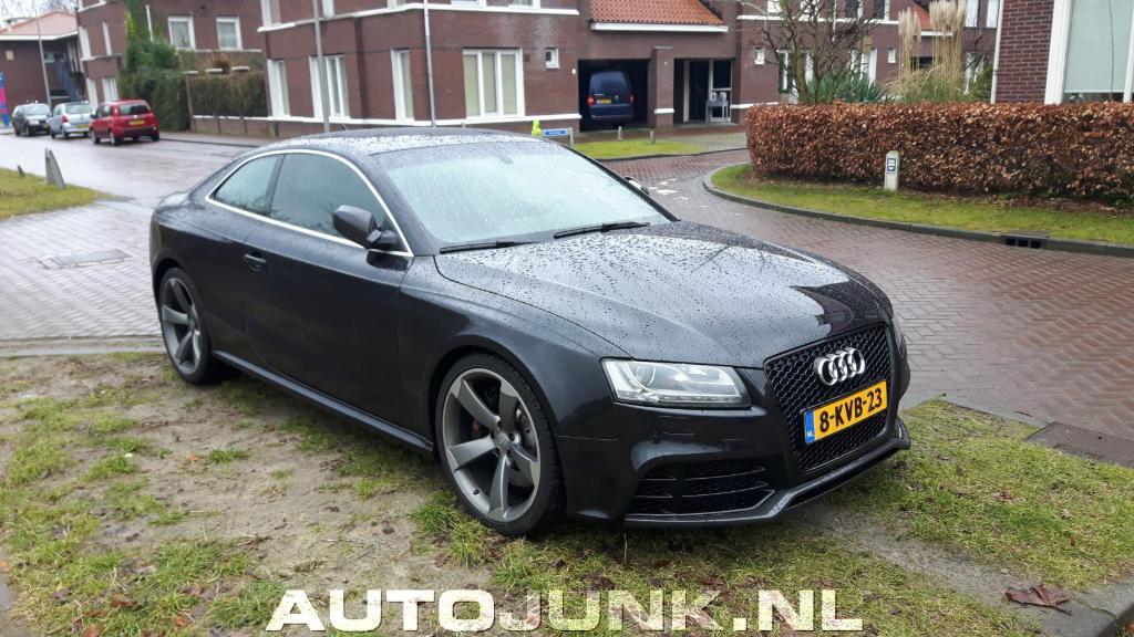 204421AUDIRS53041.jpg
