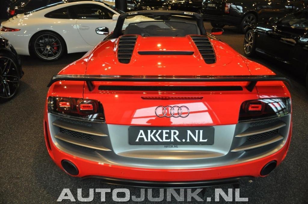 205689R8GT1592.jpg