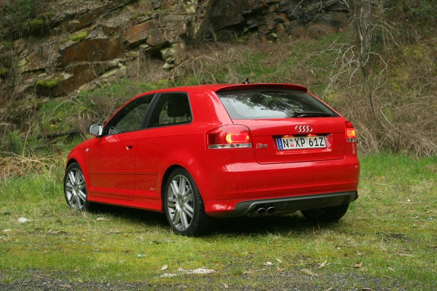 206778104S38PESQUIROU.jpg