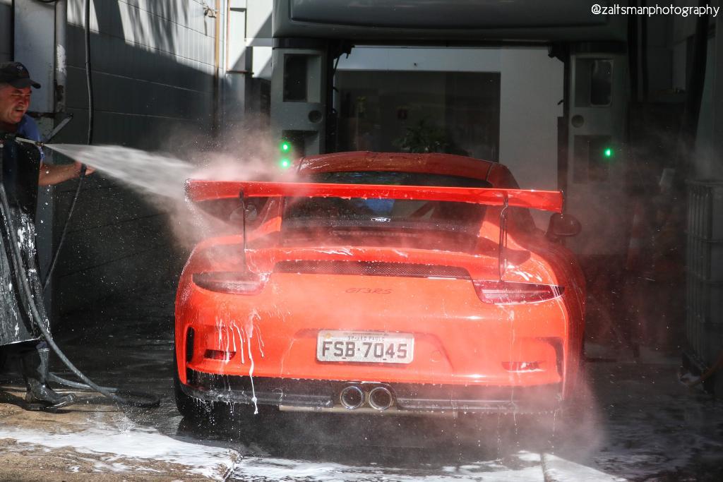 2076830727PORSCHE991GT3RS.jpg