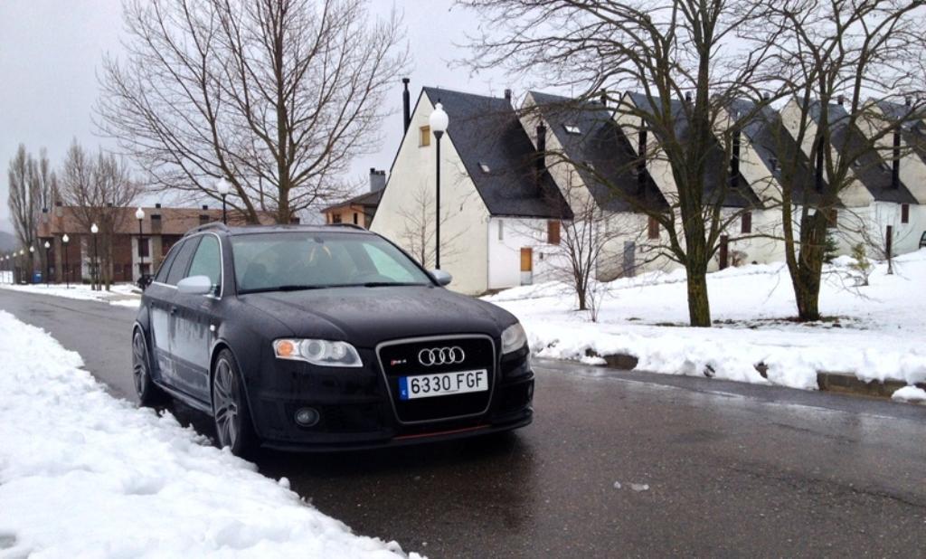 208105AUDIRS4692.jpg