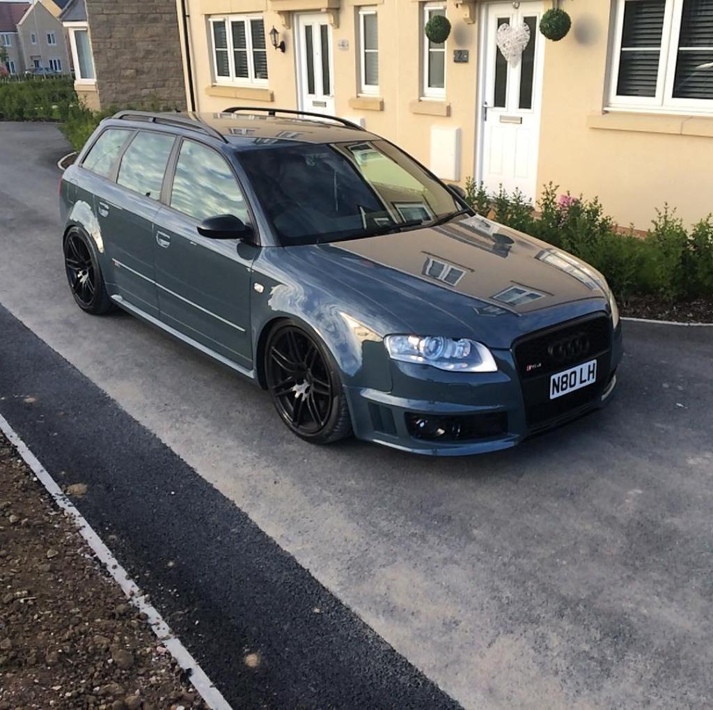 208737AUDIRS43426.jpg