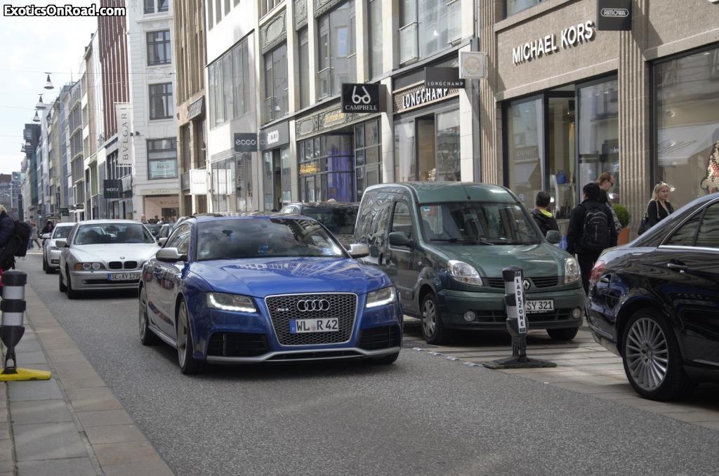 209954AUDIRS53223.jpg