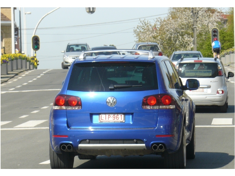 209987W12TOUAREG041ESQUIROU.jpg