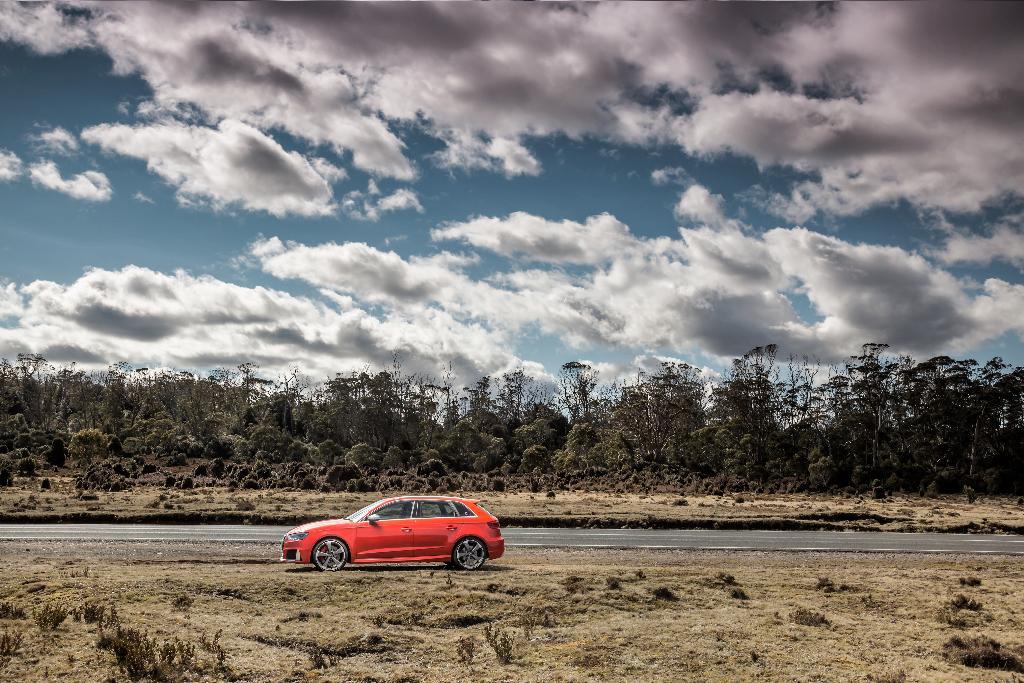 212039RS38V0619.jpg