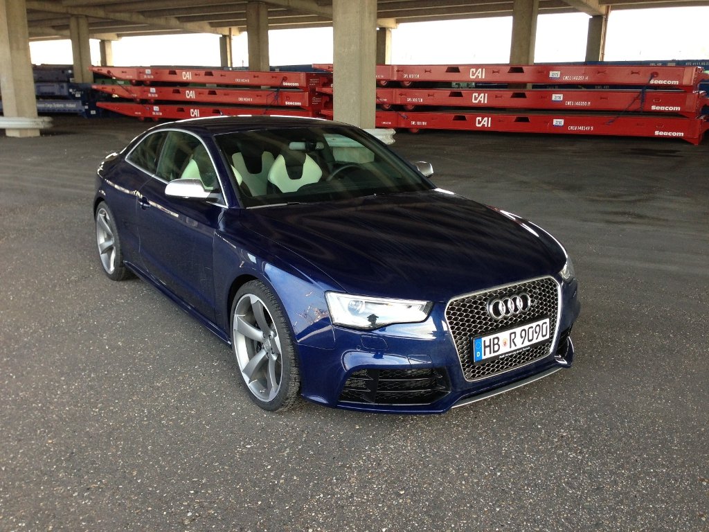 212225AUDIRS5583.jpg