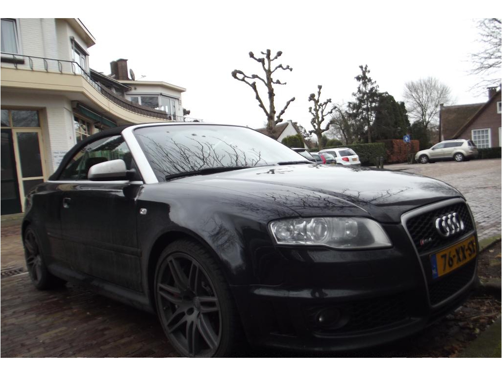 212395AUDIRS4ESQUIROU461.jpg