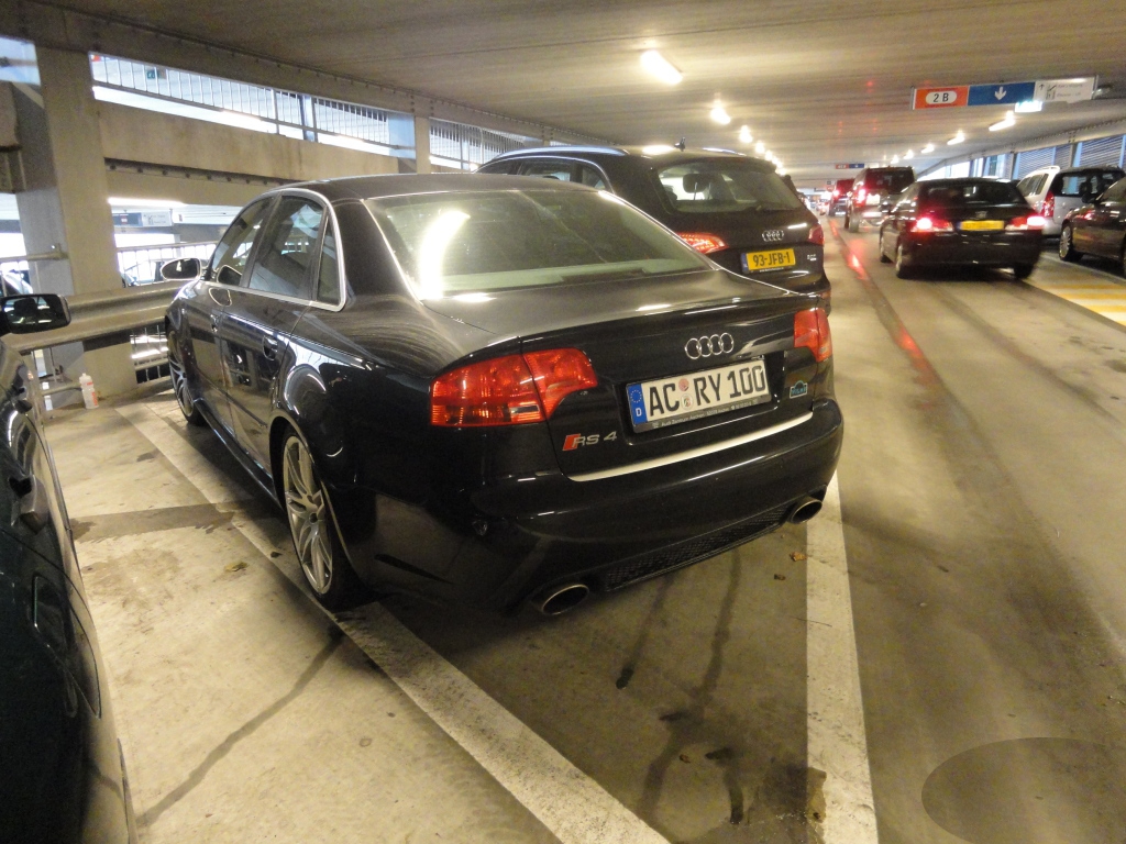 213059AUDIRS4746.jpg