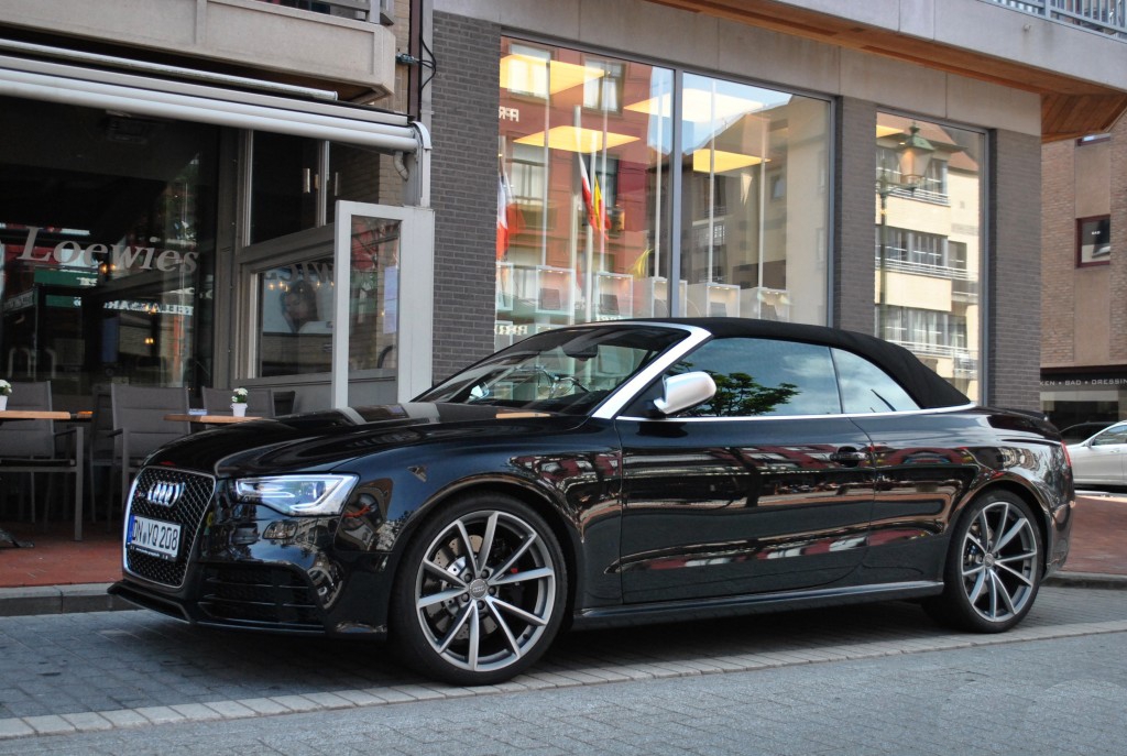 213388370RS5CABRIOLET.jpg