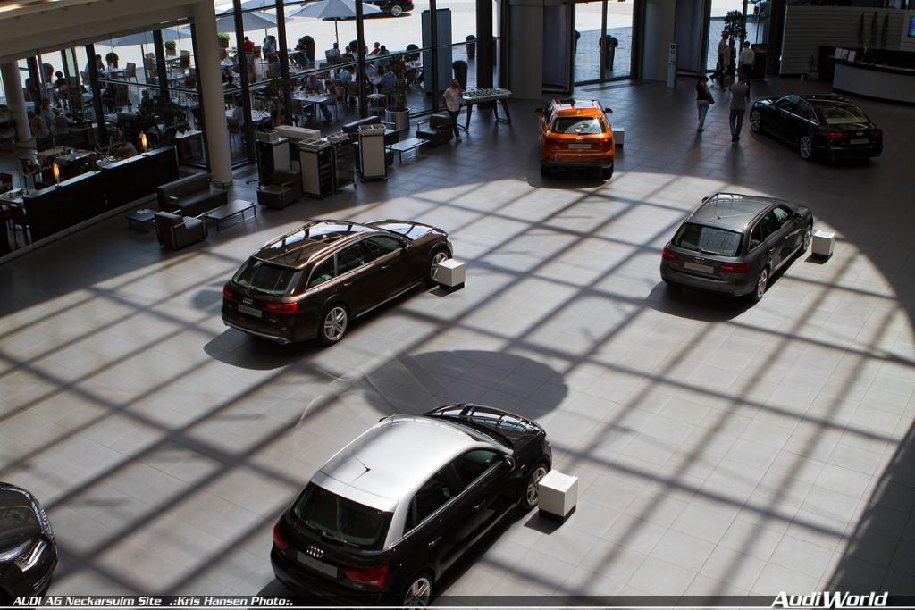 214921660AUDIA6C7ALLROAD.jpg