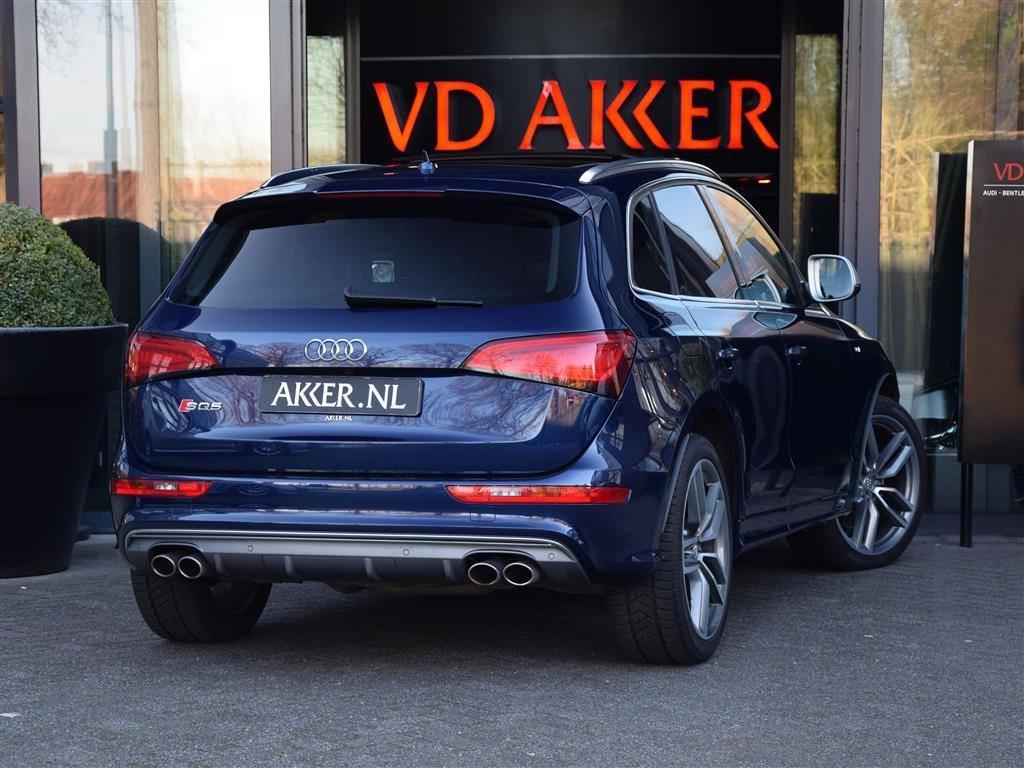 214999AUDISQ51749.jpg