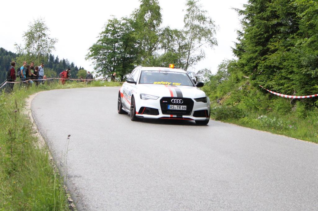 2151261542QUATTROLEGENDE2017.jpg