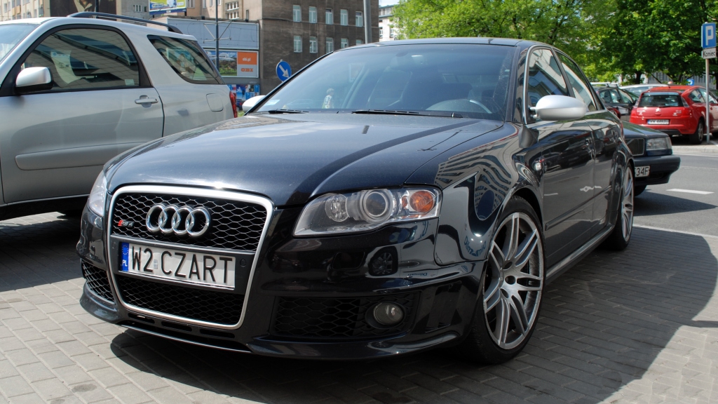 215497AUDIRS4845.jpg