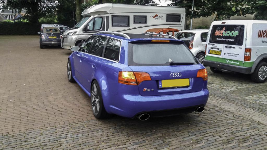 215547AUDIRS43035.jpg