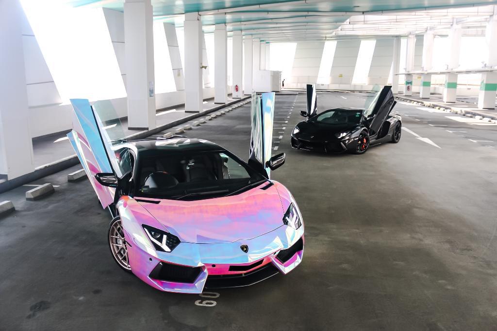 2157944226LAMBORGHINIAVENTADOR.jpg