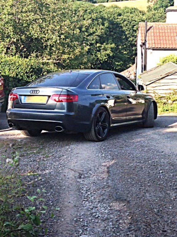 216436RS61466.jpg