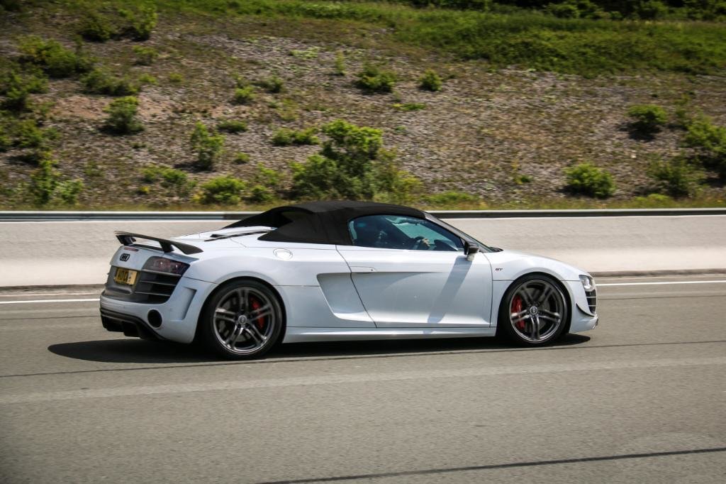 217230R8GT1761.jpg