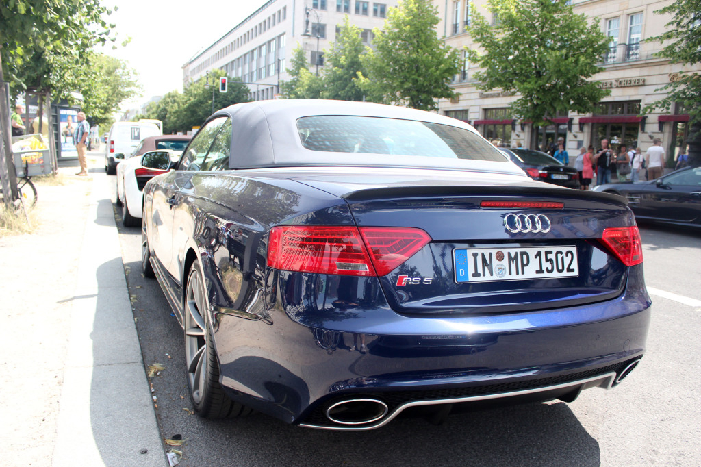 217558374RS5CABRIOLET.jpg