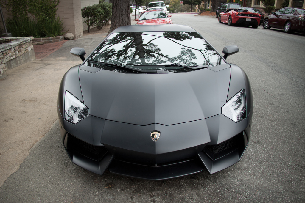 217720087LAMBORGHINIAVENTADORESQUIROU.jpg