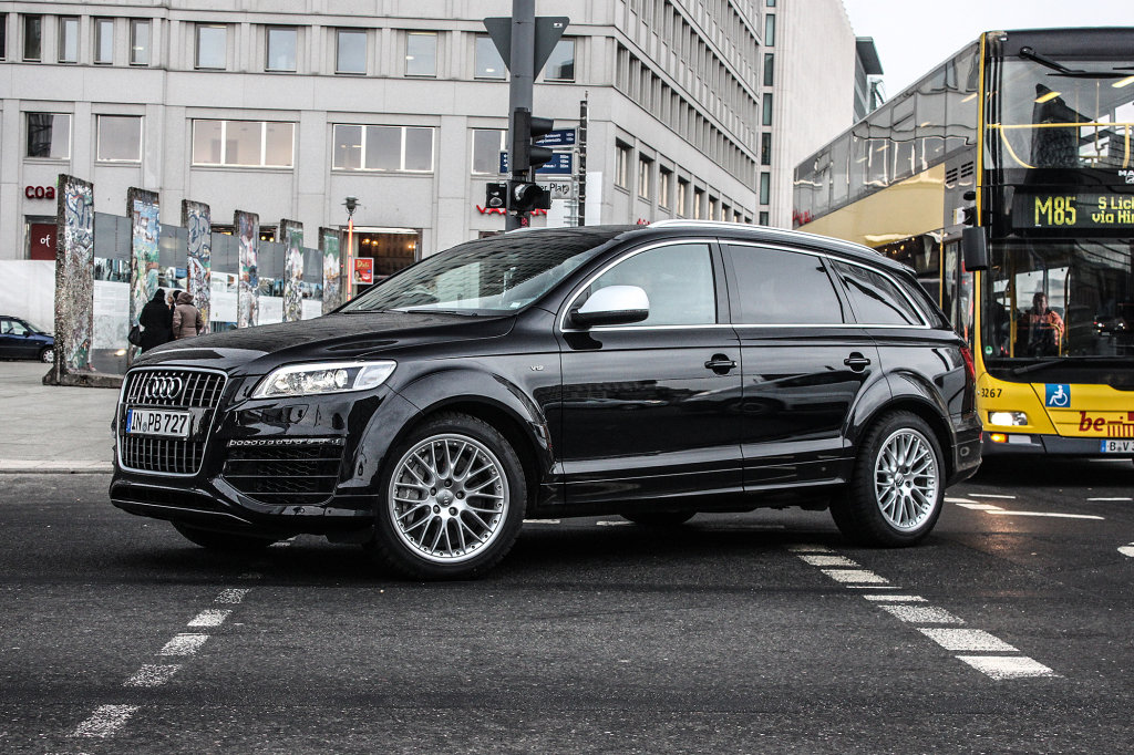2182801009Q7V12.jpg
