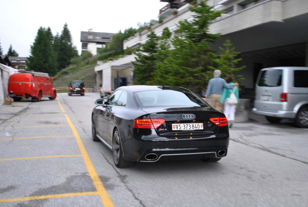 218666AUDIRS5636.jpg