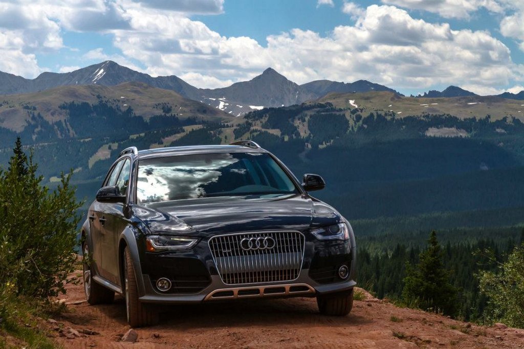 218938388AUDIA4ALLROAD.jpg