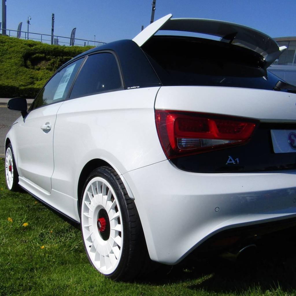 219084A1QUATTRO1207.jpg