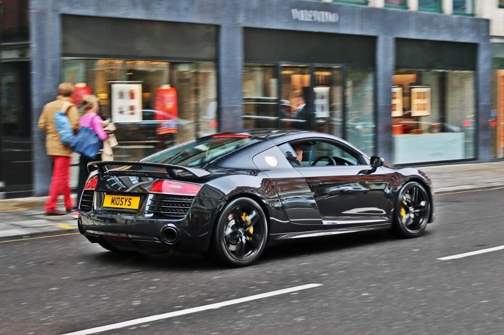 2199692909R8.jpg