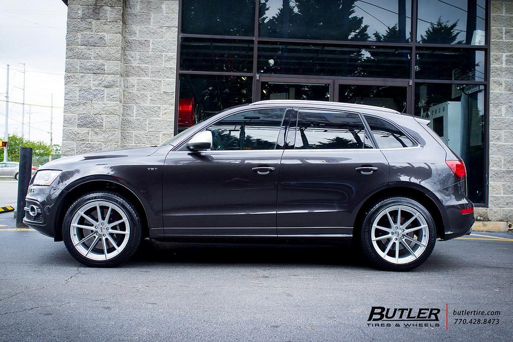 220274AUDISQ51571.jpg