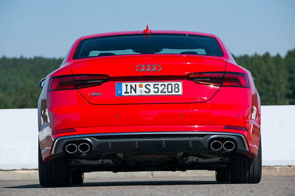 220415S5B90207.jpg