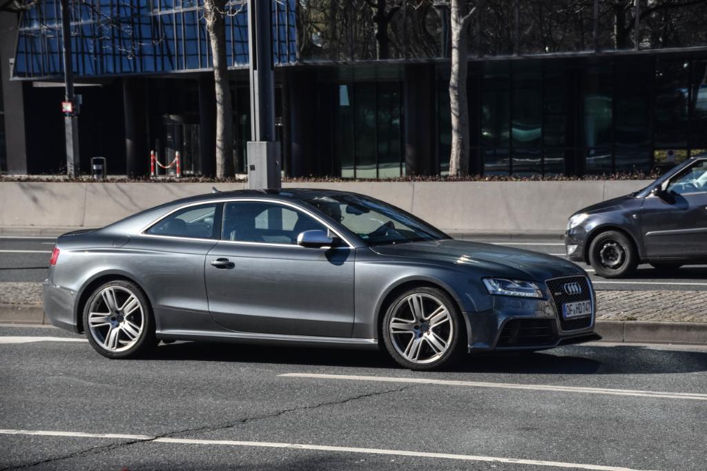 221200AUDIRS53081.jpg