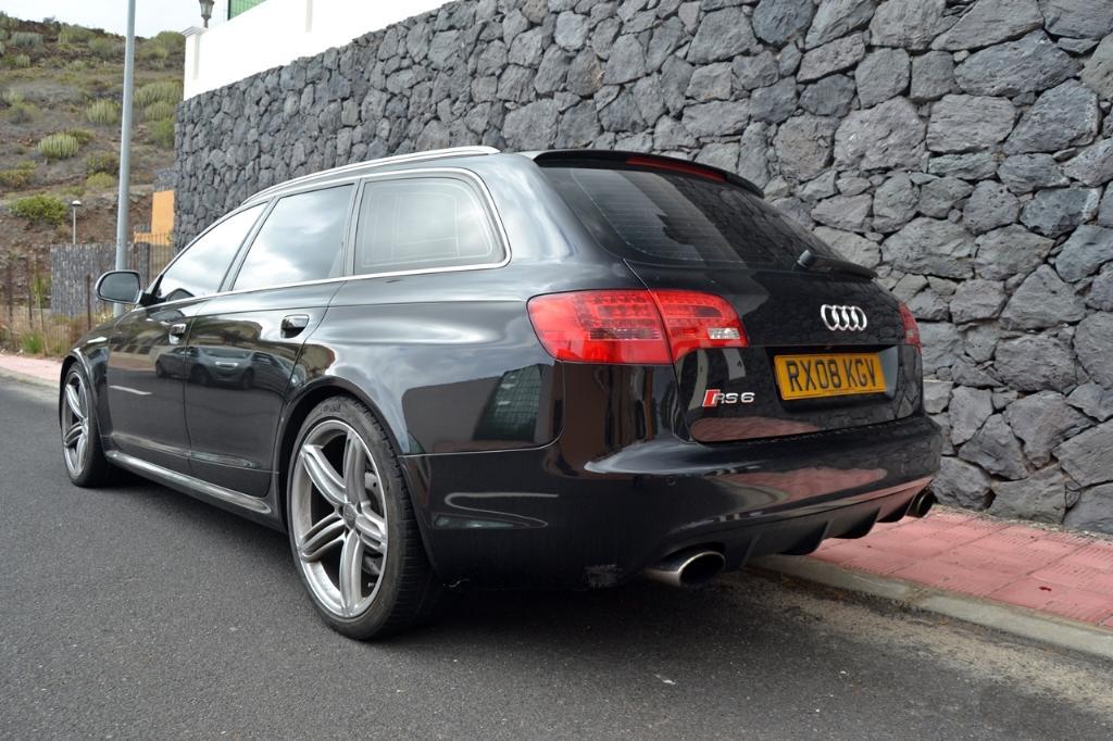 221673RS62705.jpg