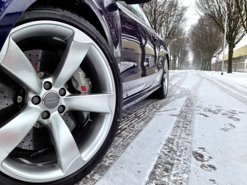 222177AUDIRS5763.jpg