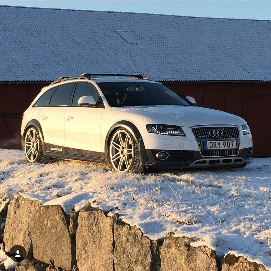 2240161521AUDIA4ALLROAD.jpg
