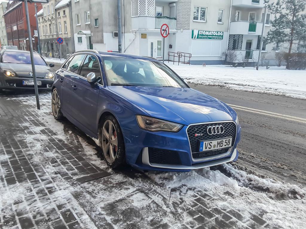 224034RS38V1859.jpg