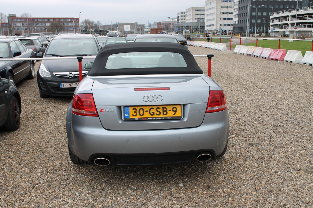 224047AUDIRS41084.jpg