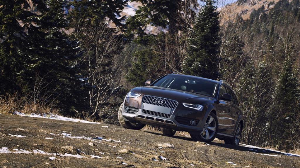 224130967AUDIA4ALLROAD.jpg