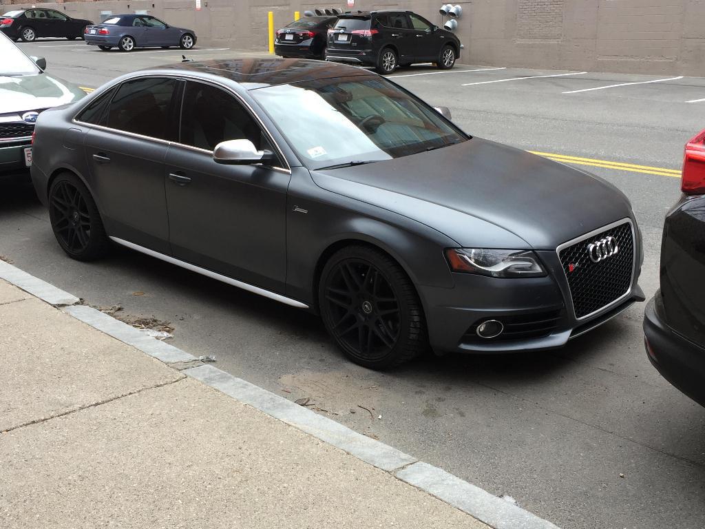 2265291762S4B8.jpg