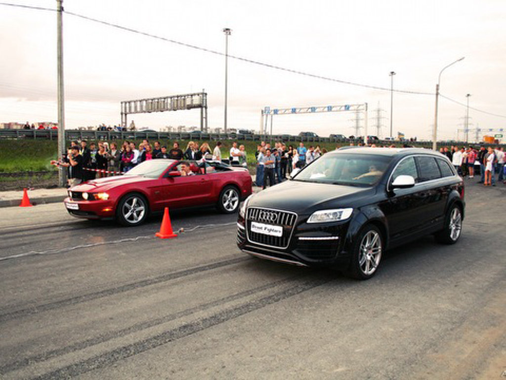 227318216Q7V12ESQUIROU.jpg