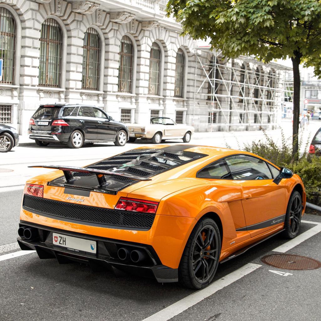 2276311426LAMBORGHINI570.jpg