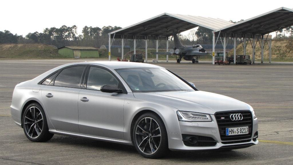 227780AUDIBA118150.jpg