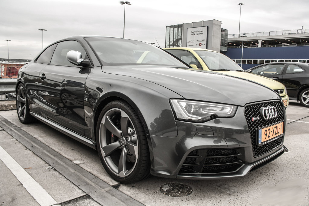 228130AUDIRS5549.jpg
