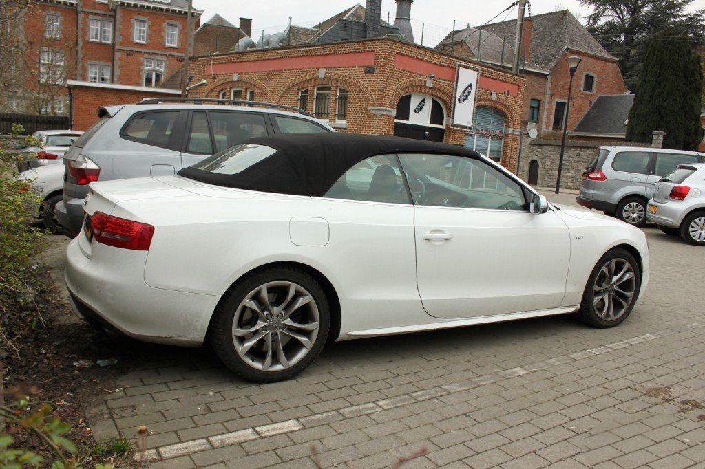 229746749S5.jpg
