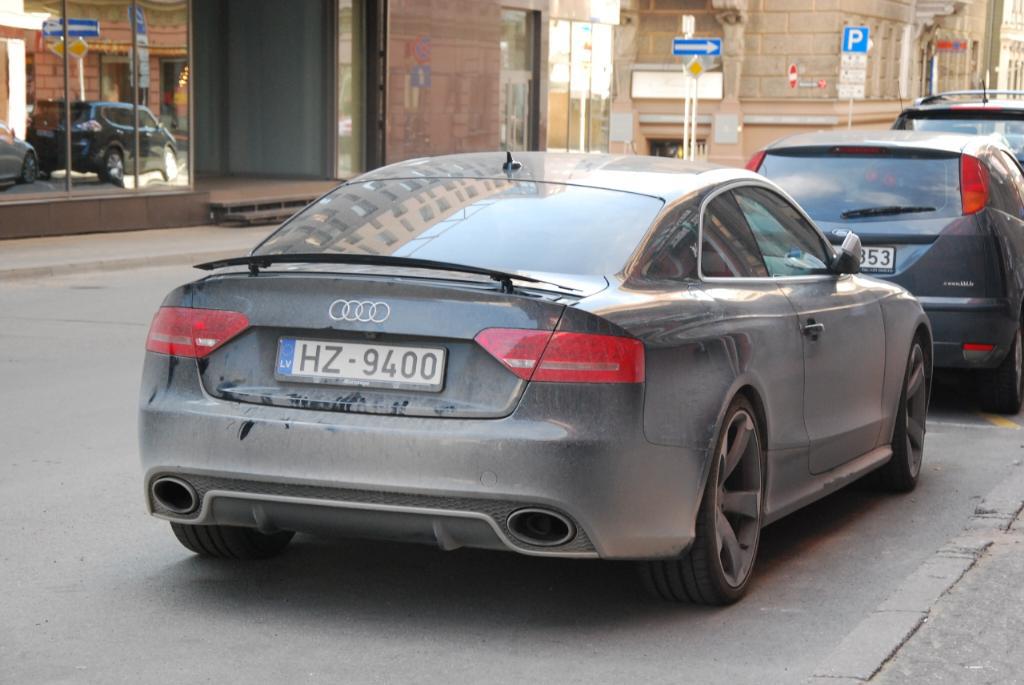 230203AUDIRS52664.jpg
