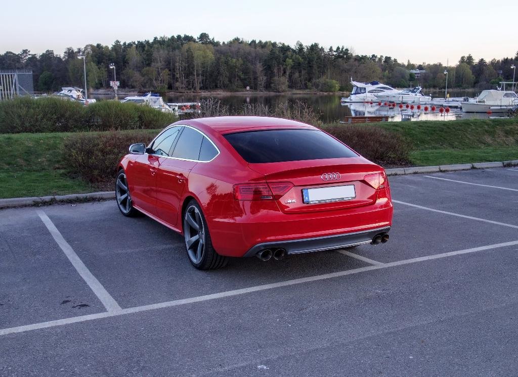 230225761S5SPORTBACK.jpg