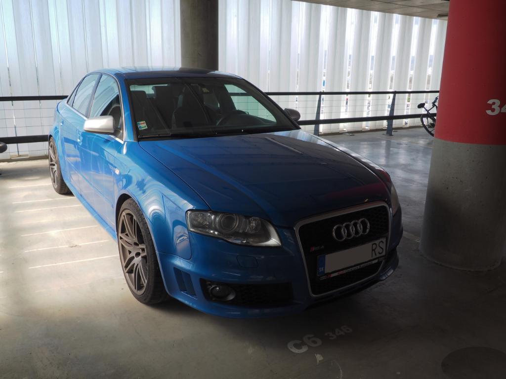 230795AUDIRS42967.jpg