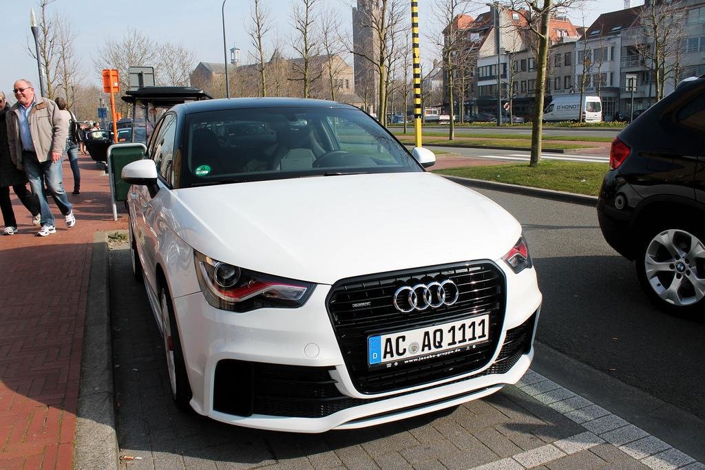 230799A1QUATTRO851.jpg